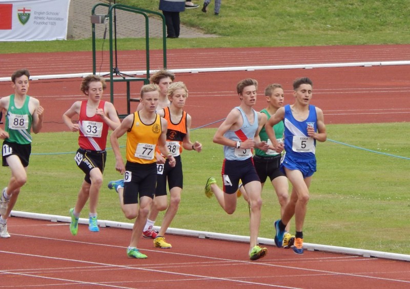 The Pack - 1500m Heat 2